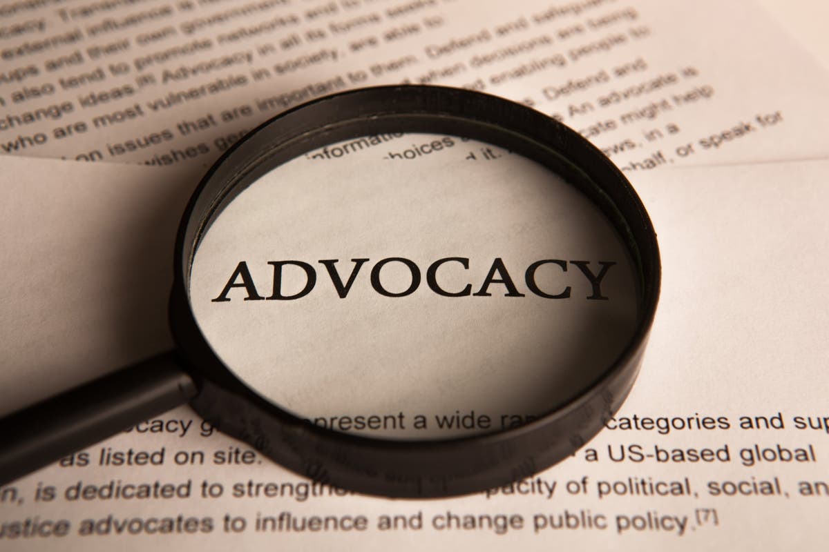 5 ways to create an employee advocacy program that works